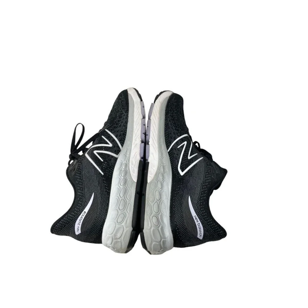 New Balance Shoes Women's Size 6 US Black Gray Fresh Foam 880